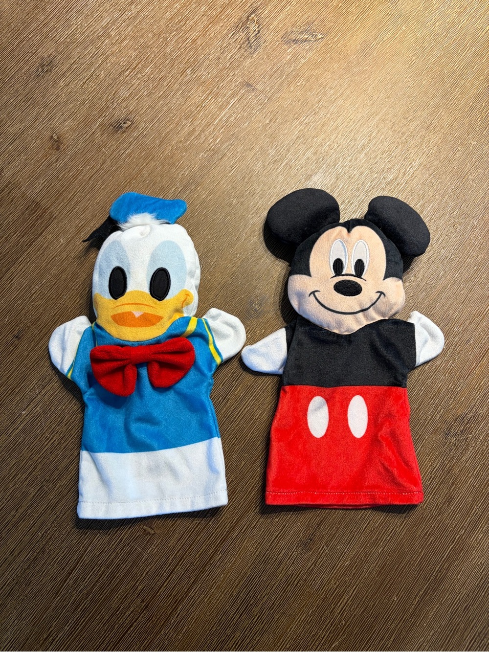 Disney Mickey Mouse and Donald Duck Plush Hand Puppets - Melissa and Doug